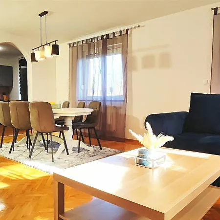 Apartment Nena - Opatija *